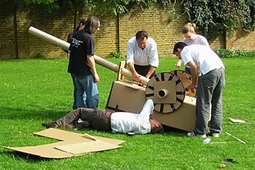 flat out chariot creative team building program France