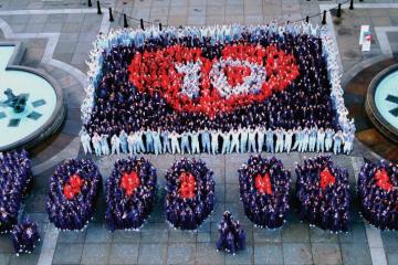 corporate body building teamwork activity body