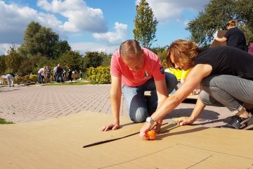 Flat Out Formula One Creative Team Building