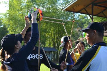 mexican railway creative conference energiser