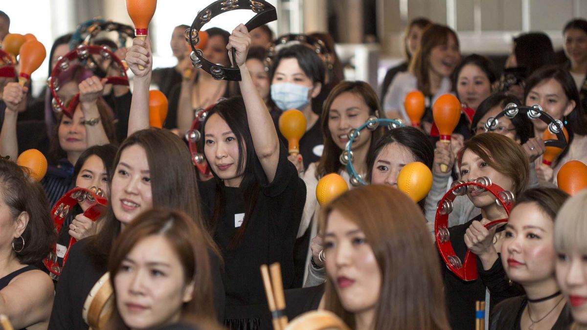 employees participate in energising icebreaker