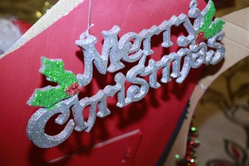 christmas themed creative team building