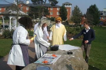 commercial break creative teambuilding