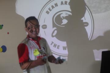 experiential negotiation game