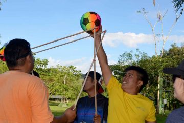 mexican railway creative conference energiser