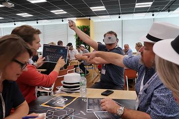 informalising online meetings