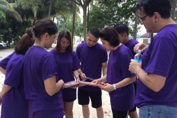 Flat Out Formula One Creative Team Building