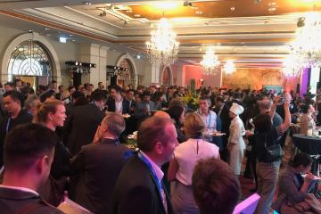 Evening team building horse racing for teams